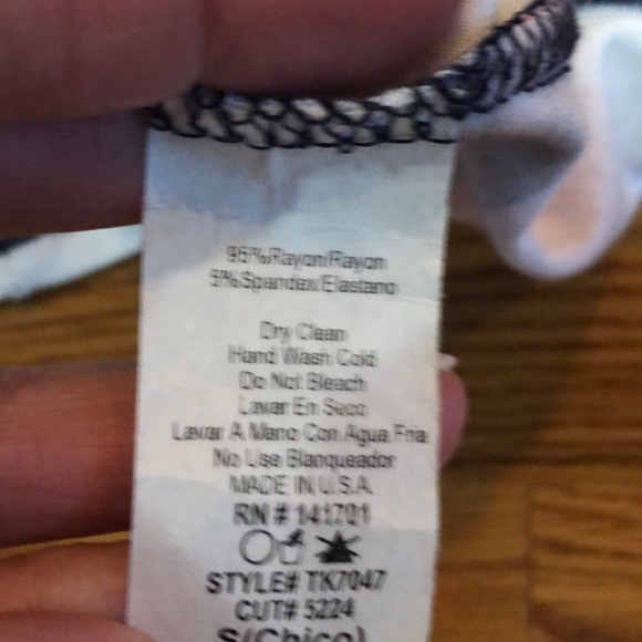 Striped V-Neck Front Tie Top - Picture 6 of 6